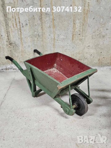 Ретро количка от дърво