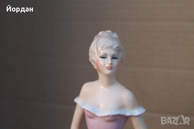 Англииска порцеланова фигурка ''Francesch'', снимка 2 - Колекции - 47750799