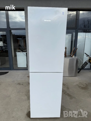 Хладилник с фризер Миеле с инверторен мотор, снимка 8 - Хладилници - 53007433
