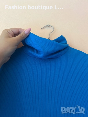 Синя памучна блуза тип поло М размер 💙, снимка 3 - Блузи с дълъг ръкав и пуловери - 52000893