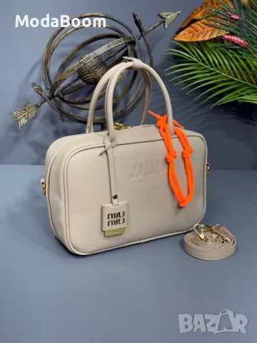 Miu Miu дамски чанти различни цветове , снимка 3 - Чанти - 48267792