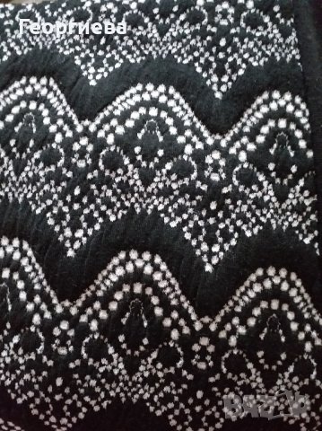 Черна рокля с бели орнаменти, снимка 1