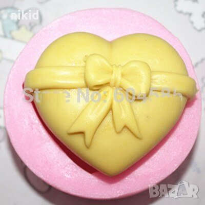Голямо дълбоко сърце с пандела силиконов молд форма калъп фондан гипс сапун украса декор