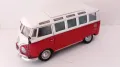 Maisto - Volkswagen Van Samba, Мащаб 1:25 , снимка 2