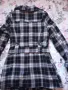 Карирано палто М размер, снимка 3