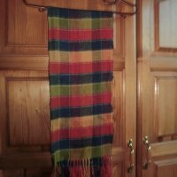 шарен шал с ресни, снимка 2 - Шапки, шалове и ръкавици - 37261187