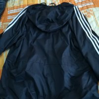 Пролетно-есенно яке Adidas, снимка 2 - Якета - 32804156