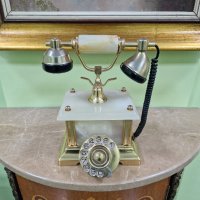 Изключително красив антикварен италиански телефон от оникс и позлатен месинг , снимка 5 - Антикварни и старинни предмети - 43311628