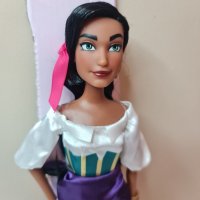 Оригинална кукла Есмералда - Парижката Света Богородица - Дисни Стор Disney store, снимка 14 - Кукли - 39142452