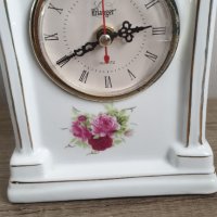 Стар настолен порцеланов кварцов часовник, снимка 4 - Антикварни и старинни предмети - 43049270