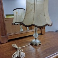 Старинна нощна лампа месинг и стъкло , снимка 3 - Настолни лампи - 43516392
