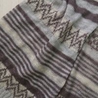 Тънка жилетка в рехава дупчеста плетка в бежови цветове, снимка 4 - Жилетки - 28509733