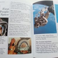 Детска енциклопедия "SPACE -my first reference library" - 1994г., снимка 10 - Енциклопедии, справочници - 43928730