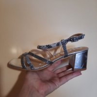 Дам.сандали-"GIOSEPPO"/изк.кожа/,№39 -цвят-сребрист. Закупени от Италия., снимка 5 - Сандали - 33150412