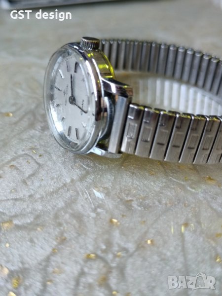 Рядък Оригинал Швейцарски Часовник Дамски Оригинална Каишка , снимка 1