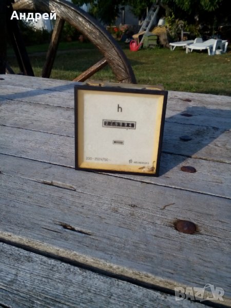 Стар моточасовник, снимка 1