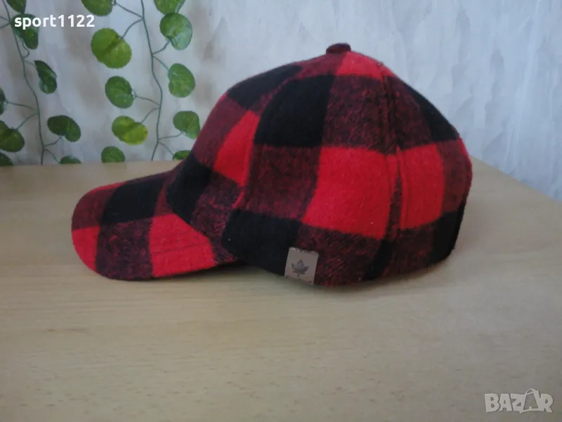 Canadiana/канадска зимна шапка, снимка 1