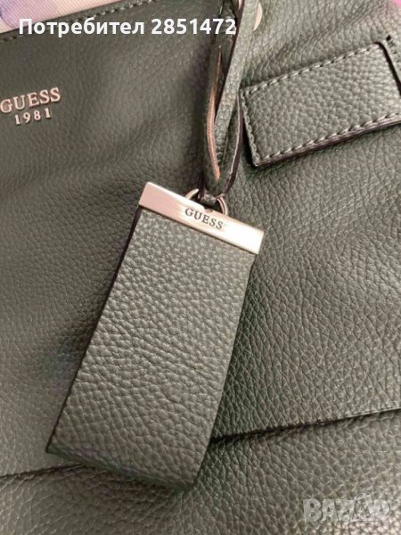 Дамска кожена чанта Guess, снимка 1