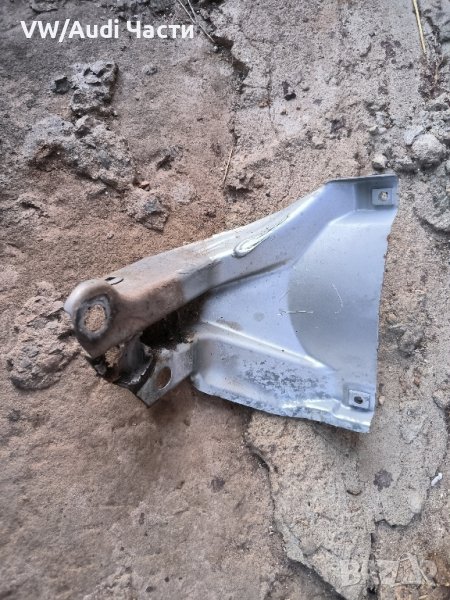 Планка захват държач ляв калник за Ауди А3 С3 Audi A3 S3 8L0821135, снимка 1