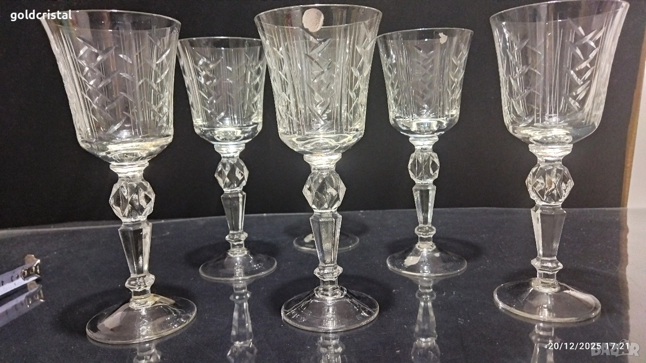 Кристални чаши за вино , снимка 1