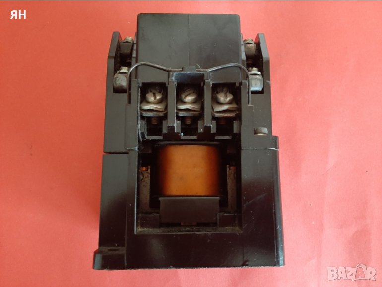 Български Контактор К4-11 ,660V ,63А,3НО+2но и 2нз Контакта, снимка 1