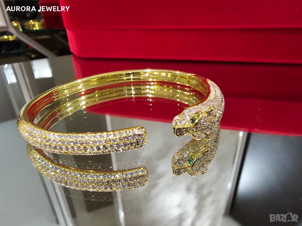 CARTIER Panthere de Cartier Gold Diamonds Дамска Гривна, снимка 1