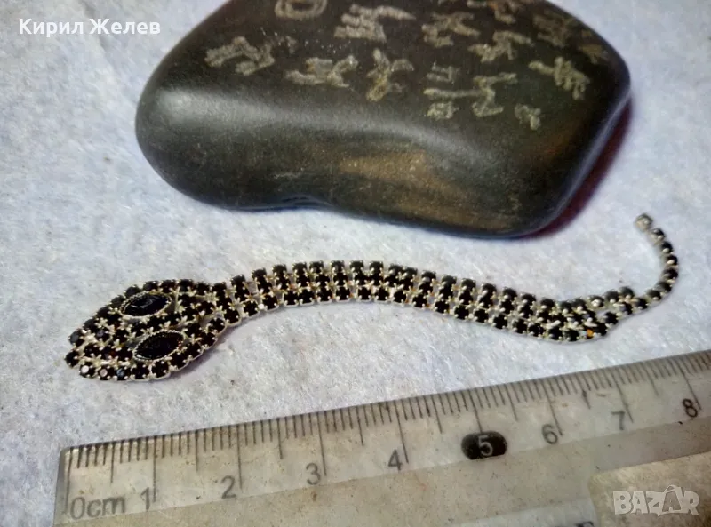 ИНТЕРЕСНА ПОСРЕБРЕНА ГЪВКАВА АРТ ФИГУРКА ЗМИЯ УКРАШЕНИЕ За КОЛЕКЦИЯ с КРИСТАЛЧЕТА 39767, снимка 1