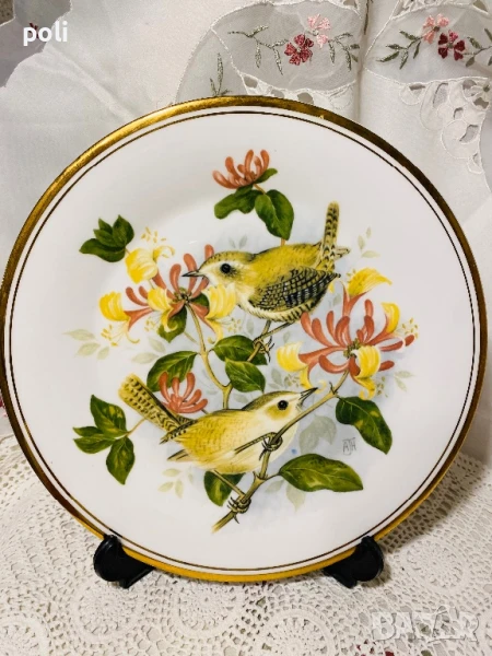 порцеланова чиния за стена , снимка 1