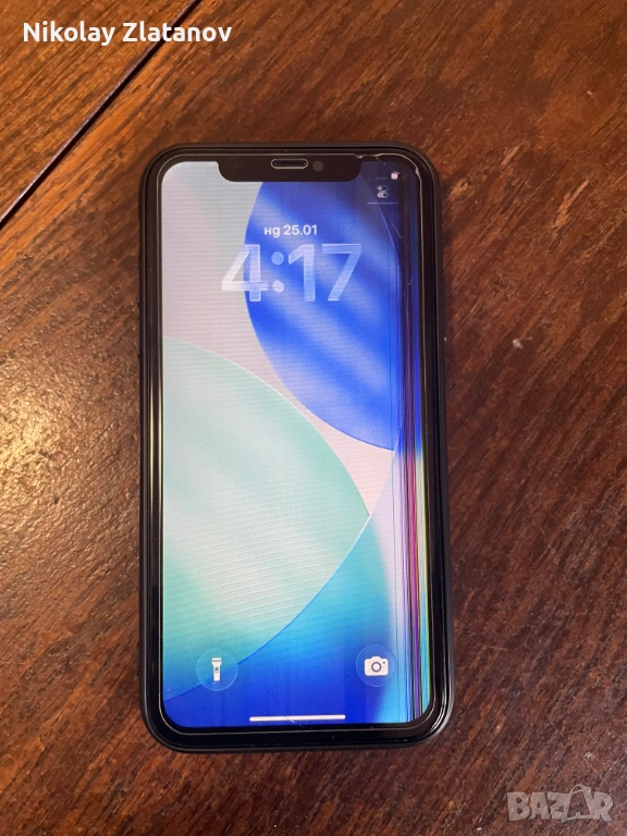 Iphone 11 повреден дисплей, снимка 1