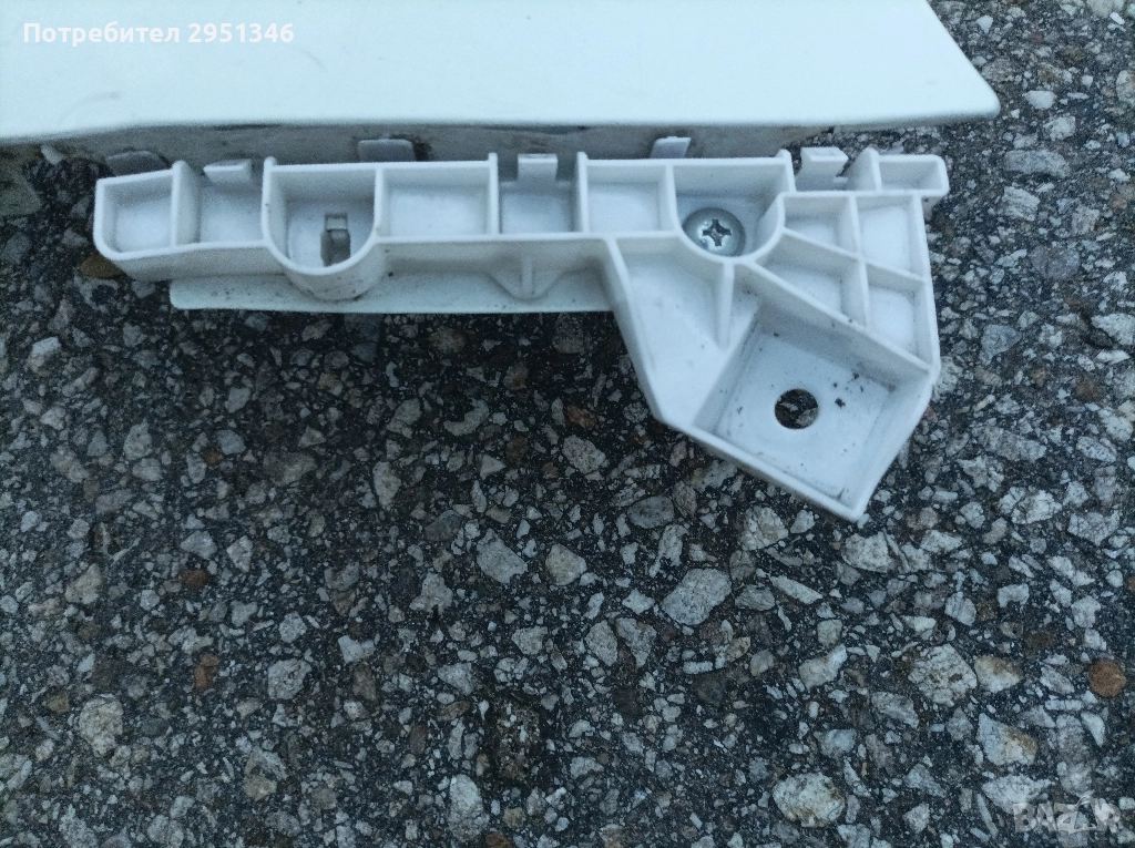 Държач предна броня Mitsubishi Space Star  Mirage, снимка 1