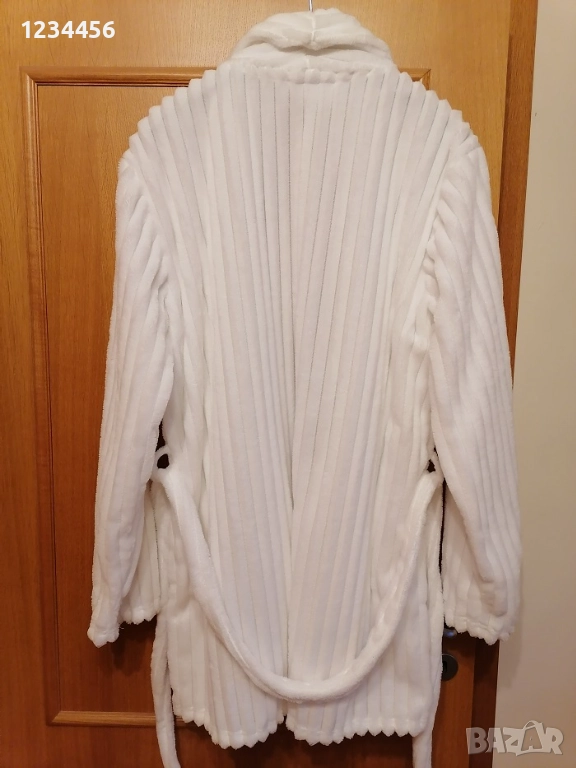 Нов, луксозен дамски халат Infinity от Дубай - приказно пухкав и нежен - идеален подарък за семейств, снимка 1