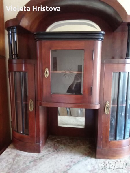 Старинен бюфет, снимка 1