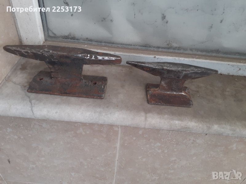 Малки наковални,правени от малка релса, снимка 1