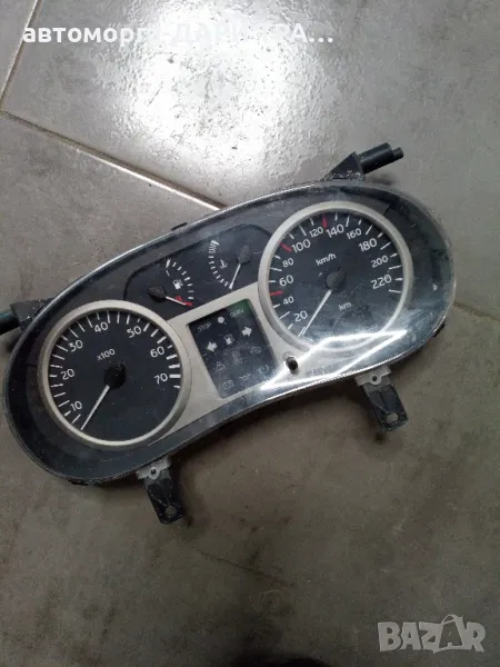 Уредно табло за Рено Клио 2002г., снимка 1