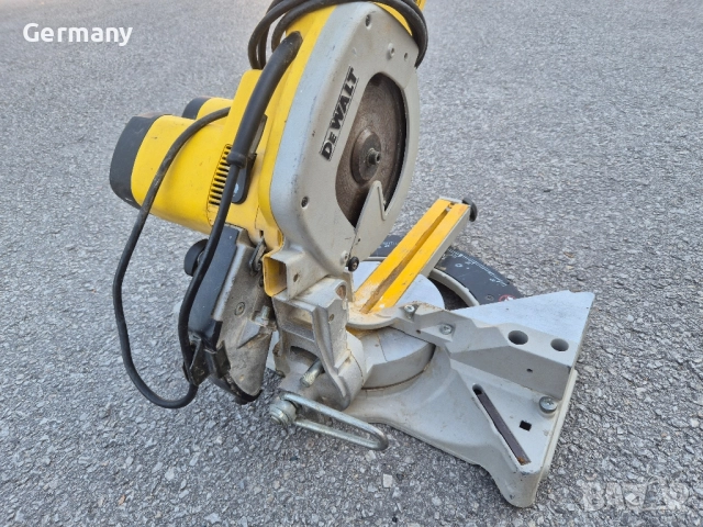 пендула девалт dewalt циркуляр, снимка 12 - Други инструменти - 51584563