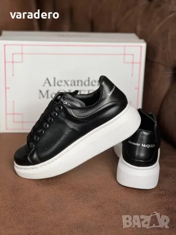Дамски маратонки Alexander Mcqueen , снимка 5 - Маратонки - 47609162