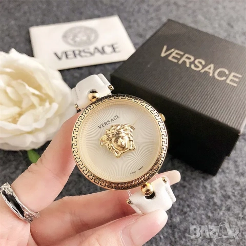 Дамски ръчесн часовник Versace с кожена каишка, бял