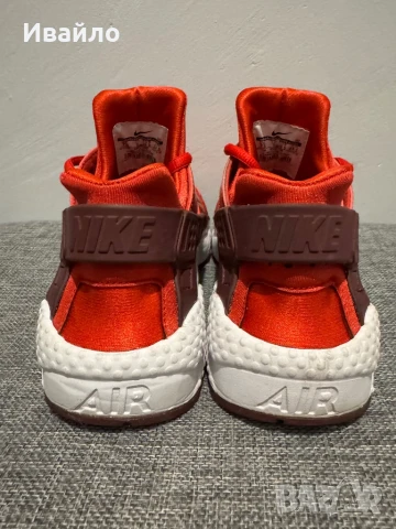 NIKE WMNS AIR HUARACHE RUN, снимка 3 - Маратонки - 50923338