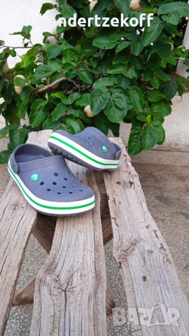 Оригинални чехли Crocs, снимка 2 - Детски сандали и чехли - 37371771