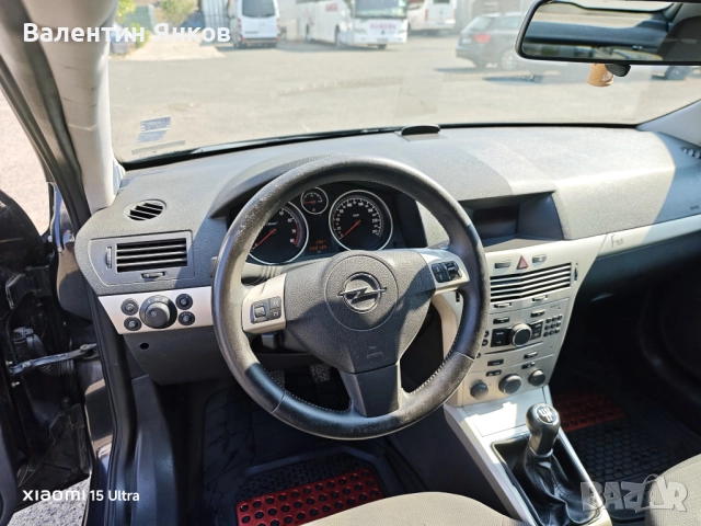 Продавам Опел Астра GTC. Перфектен!, снимка 9 - Автомобили и джипове - 52310797