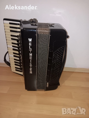 Продавам акордеон Weltmaster Stela 96 баса , снимка 2 - Акордеони - 52770837