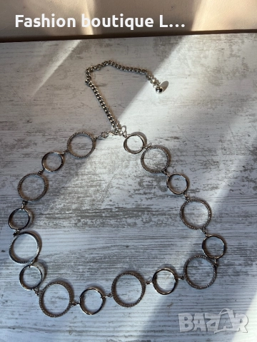 Колан за талията в сребрист цвят с блестящи камъчета ❤️