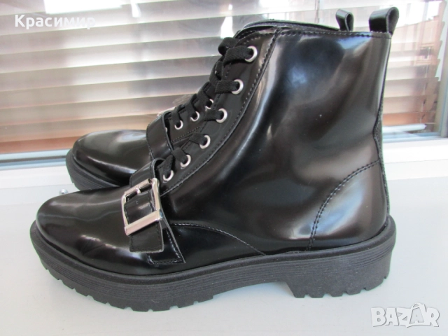 Дамски боти OASIS