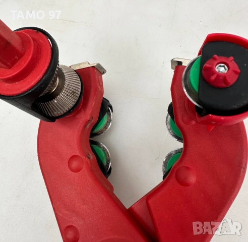 LEMP - Комплект от професионални изолирани инструмент 1000V VDE за електротехници, снимка 13 - Куфари с инструменти - 52958077