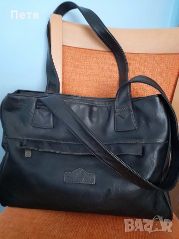 Дамска чанта  -  кожена, черна