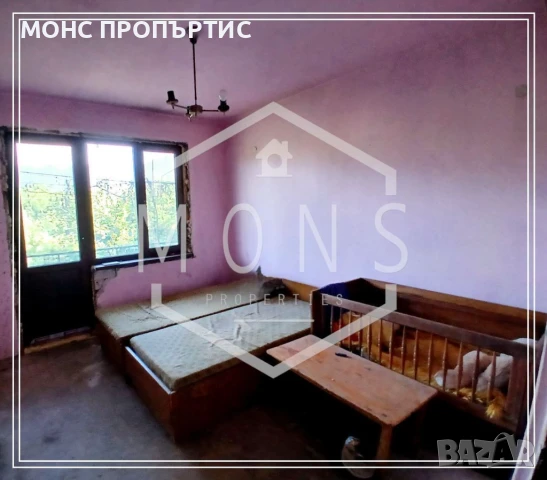 Двуетажна къща с  двор и  панорамна гледка в гр. Априлци, кв. "Острец"., снимка 8 - Къщи - 50909303