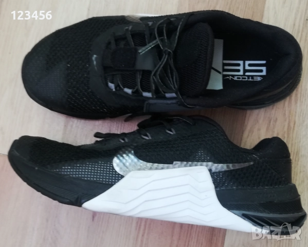 Маратонки на NIKE ном. 41, снимка 2 - Маратонки - 52503234