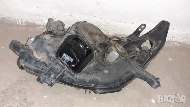 Фар десен за Toyota Land Cruiser Fj150 (2009-2014г) xenon, снимка 6 - Аксесоари и консумативи - 38428400