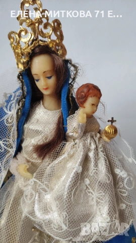 Голяма восъчна фигура на Мадоната и Младенеца в прозрачен купол с овална форма, снимка 5 - Антикварни и старинни предмети - 53432927