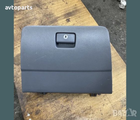 Toyota avensis verso 2005година Жабка